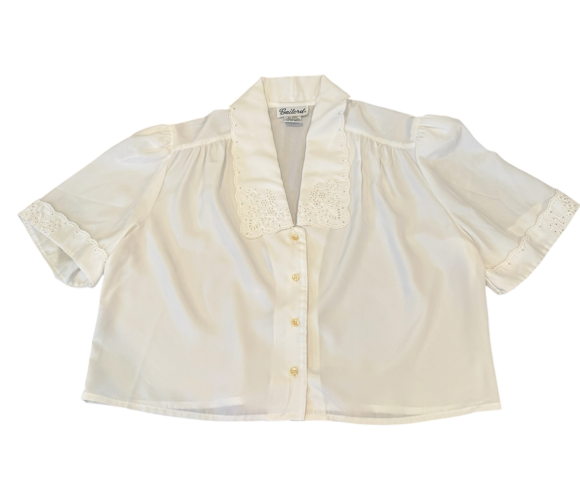 Short Sleeve Cropped Doily Shirt